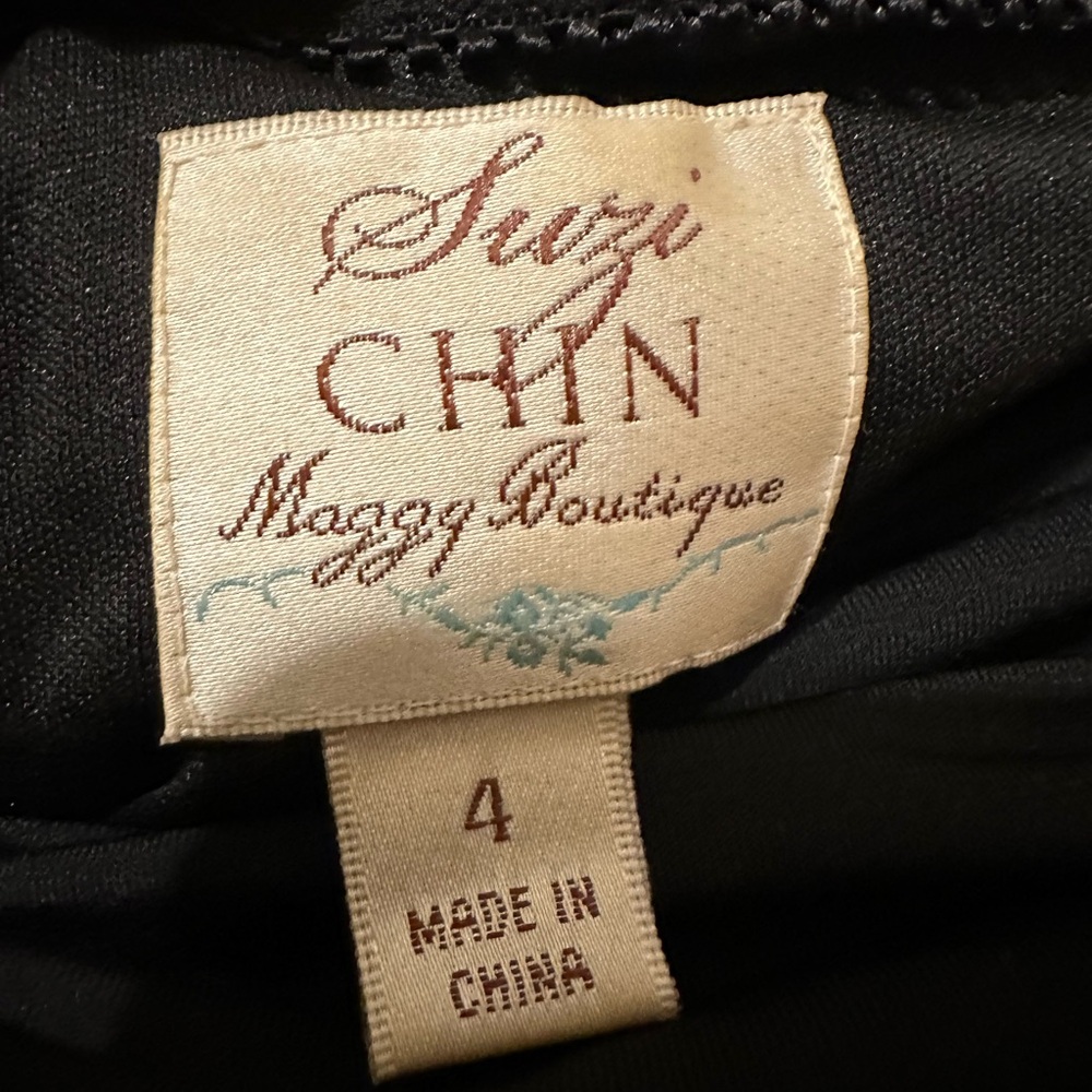 Suzi Chin Elegant Black Garment